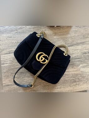 Gucci Black Velvet Shoulder Bag with Gold Double G Chain